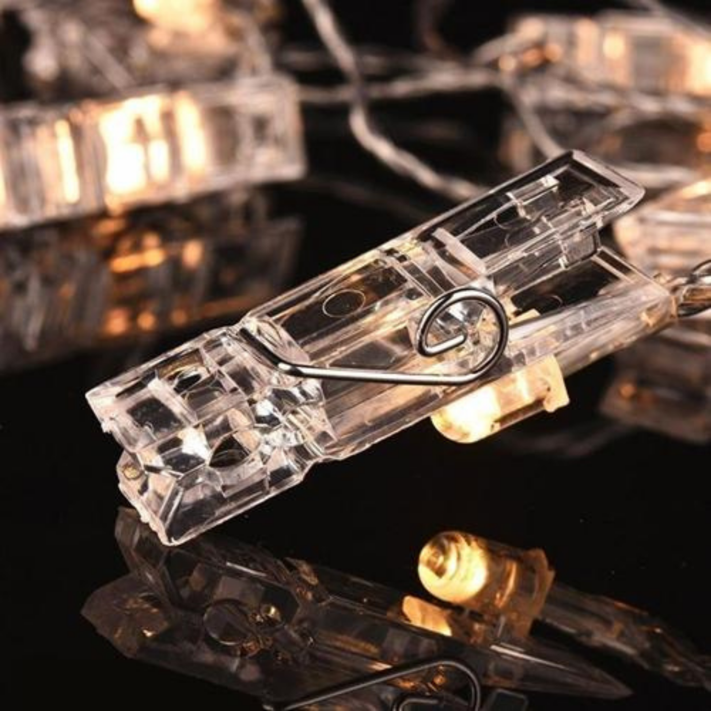 Elegani 40 LED Photo Clip String Lights – 14ft Clear Cable with Large Clips for Bedroom & Dorm Décor