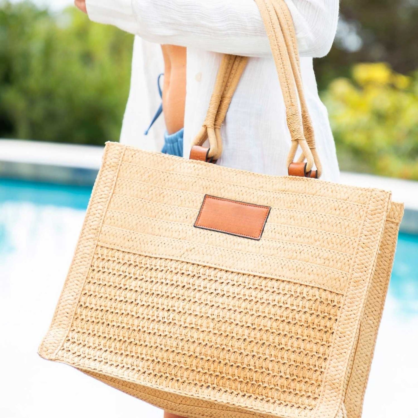 Elegani Woven Straw Beach Tote – 16.5" x 12.5" x 6", Durable Natural Straw-Khaki
