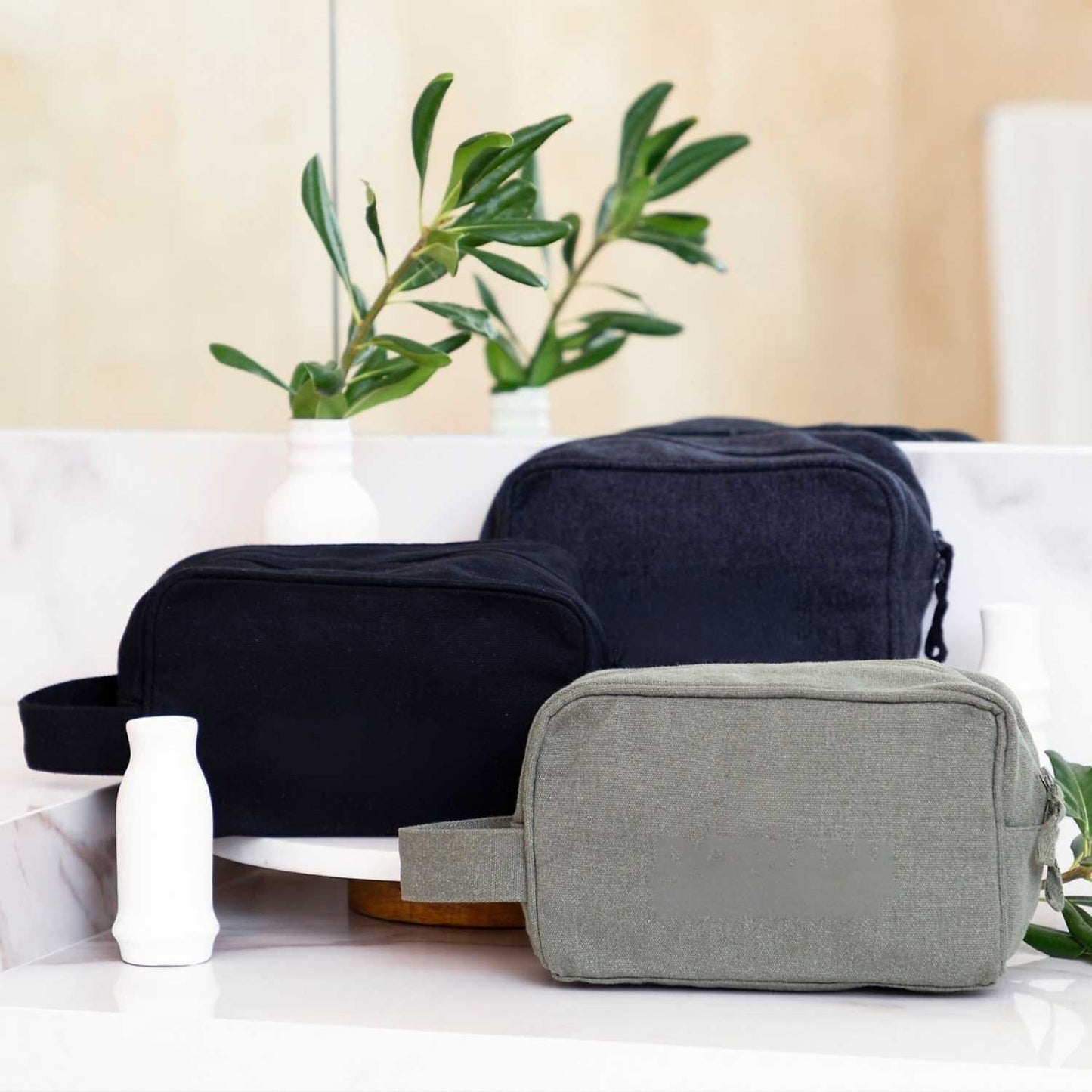 Elegani Canvas Toiletry Bag – 9" x 6" Travel Dopp Kit, 3L Capacity, Dual Zippered Compartments, Inner Pocket, Self-Fabric Handle-Gray