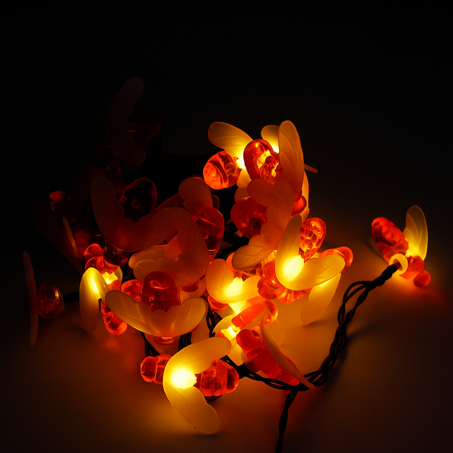 Elegani Super Pack-20 LED Bee String Lights – Warm White 9.5ft Indoor Décor – Cute Bee Light Garland – 12pcs PDQ Display