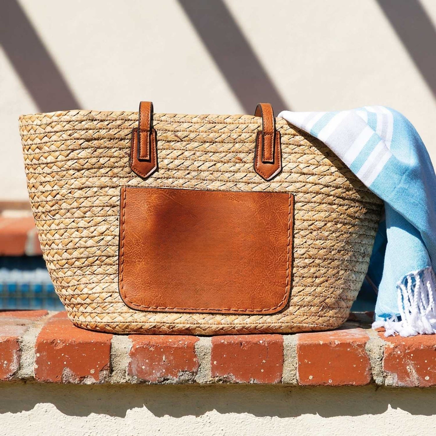 Elegani Sunset Straw Bag – 20" x 11.75" x 6" Hand-Woven Natural Grass Tote with Faux Leather Accents, Zipper Closure